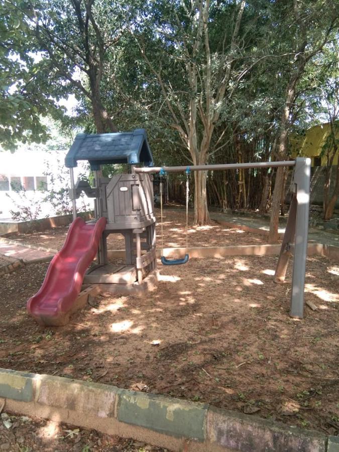 Kstdc Hotel Mayura Pavithra Yediyur Kunigal Exterior foto